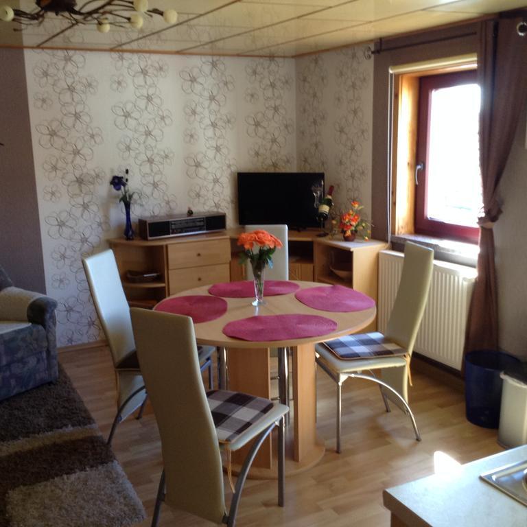 Ferienwohnung Dietlinde Bad Blankenburg Ngoại thất bức ảnh